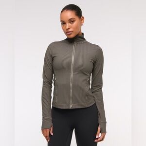 Abercrombie YPB sculptLUX Full-Zip in Black Houndstooth - Women’s M